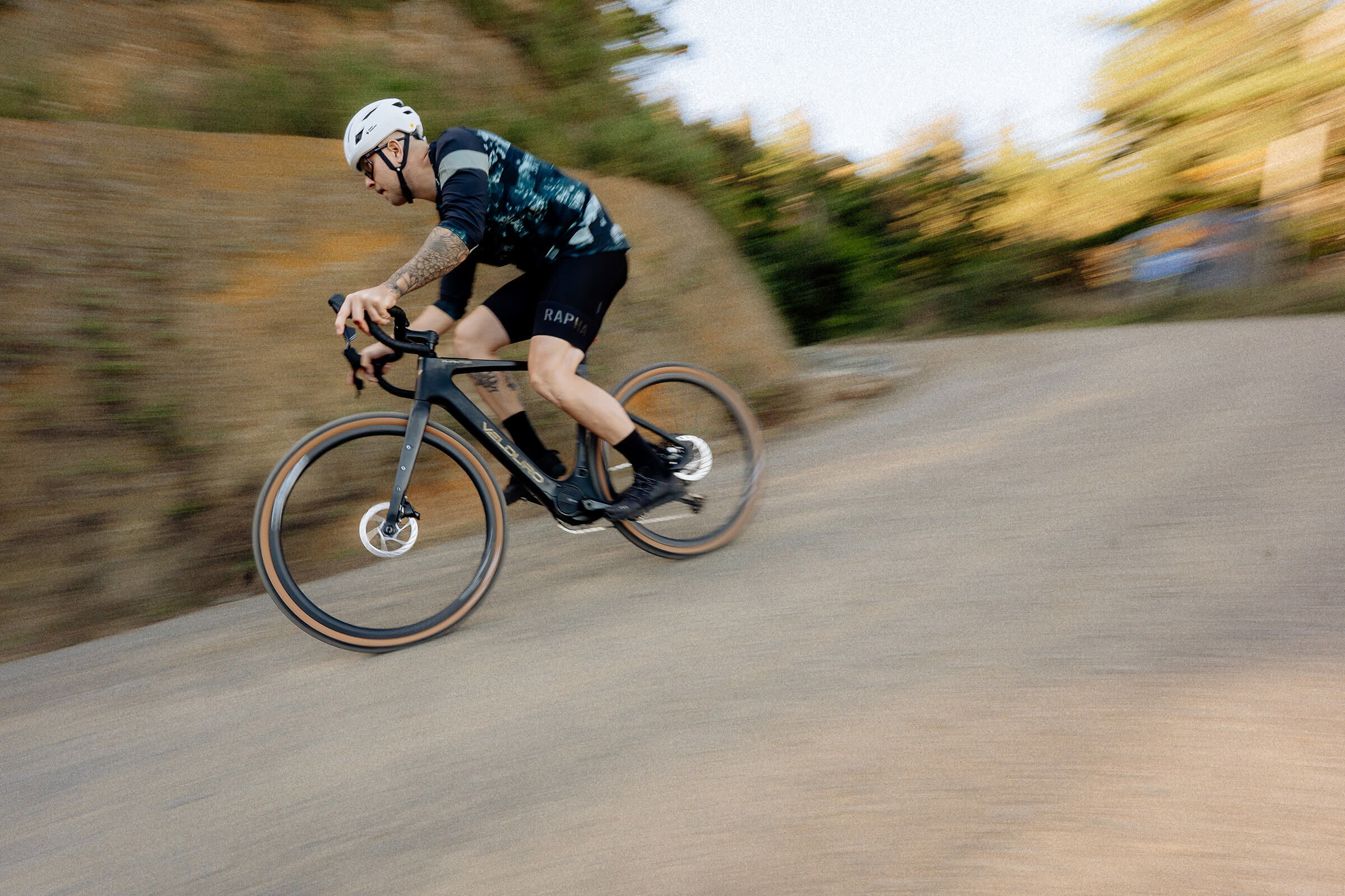 velduro-phantom-electric-gravel-bike-powered-by-dji-avinox-4